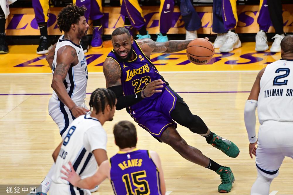 新疆男篮的 新疆男篮的