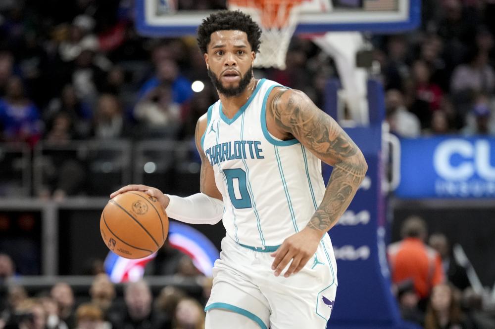 展现出极强 展现出极强