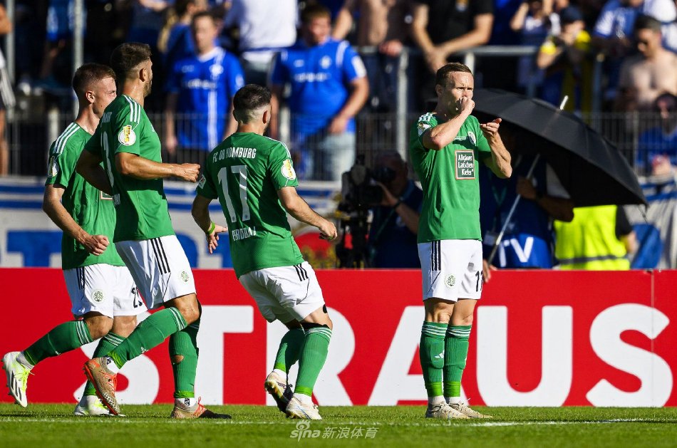 阵斯图加特 阵斯图加特