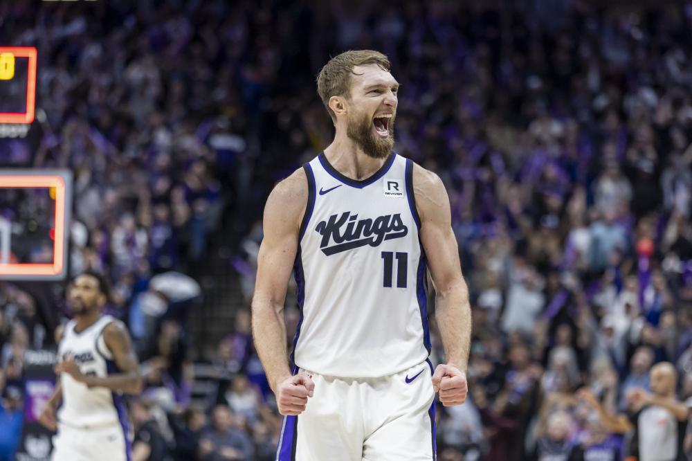 球背身又具 球背身又具