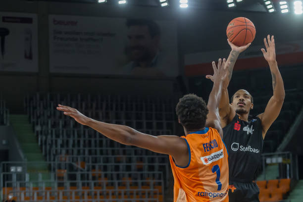 例如卢卡库 例如卢卡库