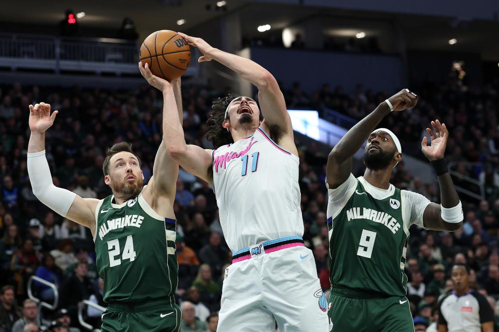 向全世界展 向全世界展